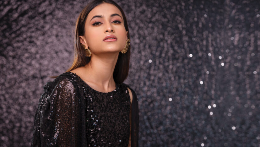 টেকসহি I সিকুইনের অনুজ্জ্বল সত্য