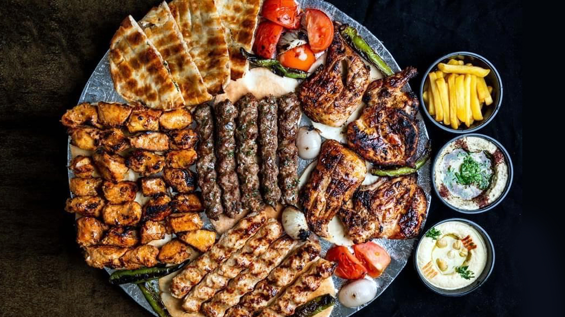 রেনেসাঁর বাহার রেস্তোরাঁয় ভূমধ্যসাগরীয় খাদ্য-জাদু