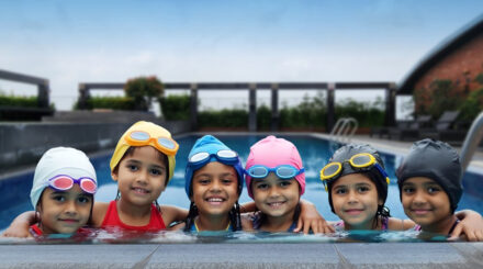 ঢাকা রিজেন্সির সাঁতার-উদ্যােগ