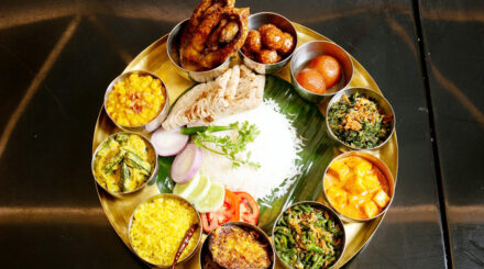 ঢাকা রিজেন্সিতে পূজার ভোজ