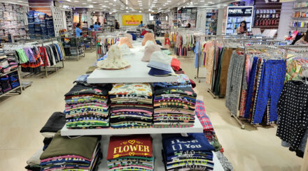 বছরপূর্তিতে স্পার্ক গিয়ারে ৩০% ছাড়