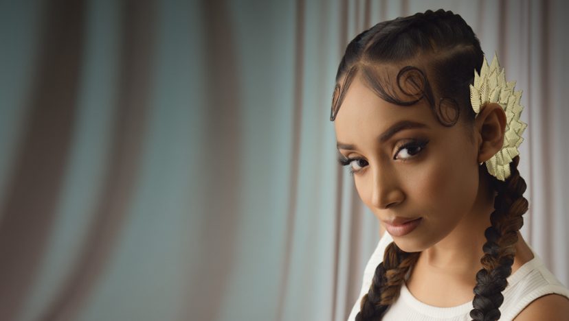 কুন্তলকাহন I দেশি বেণির বৈশ্বিক বান