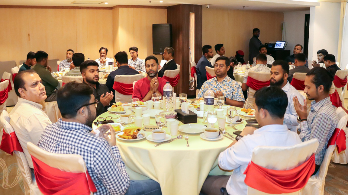 গোল্ডেন টিউলিপ দ্য গ্র্যান্ডমার্ক-ঢাকায় করপোরেট ইফতার